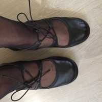Оригинални черни обувки Camper.