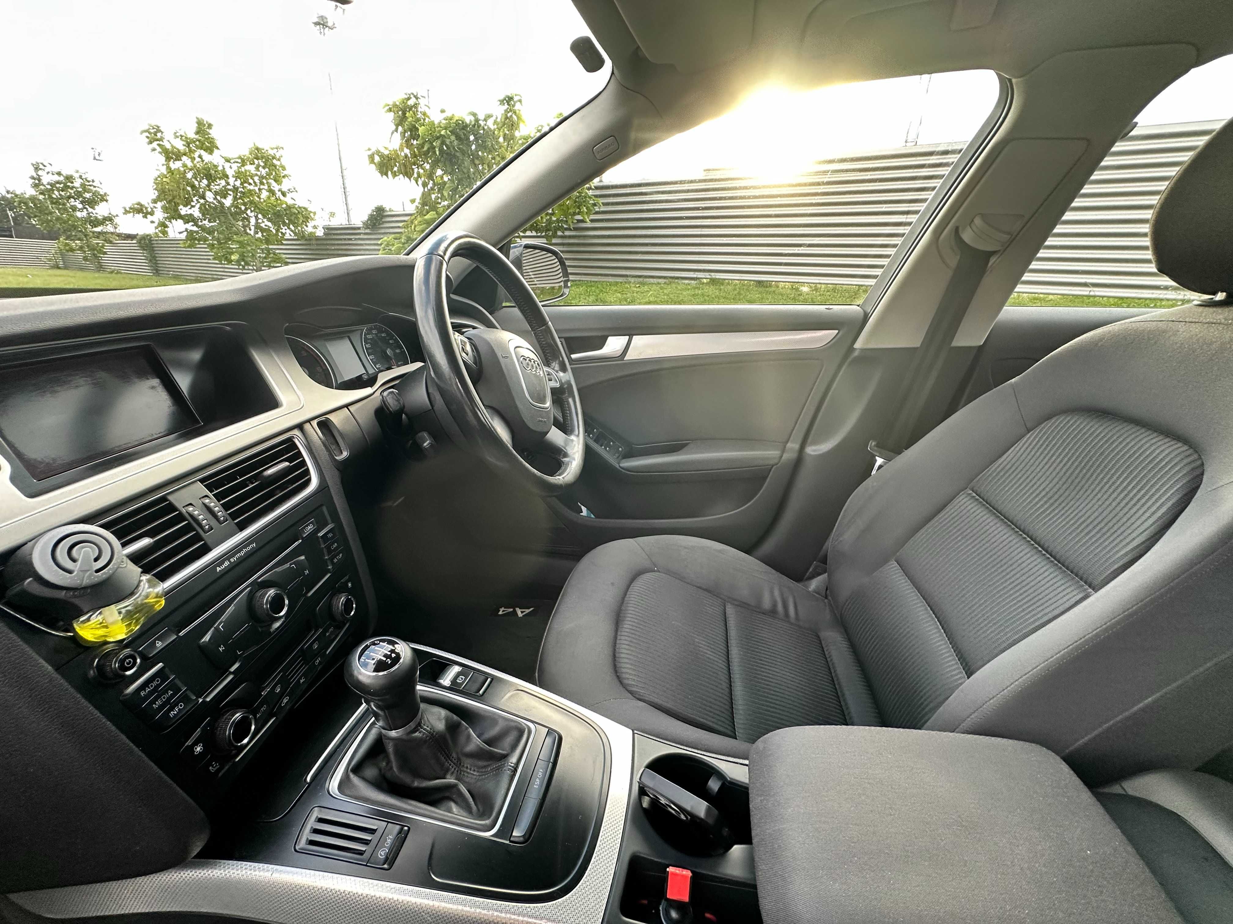 AUDI A4 2.0 TDI  141 к.с. АУДИ А4