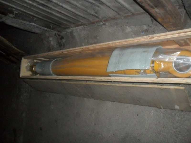 Гидроцилиндры в сборе и ремкомплекты колесные и гусеничные Экскаваторы