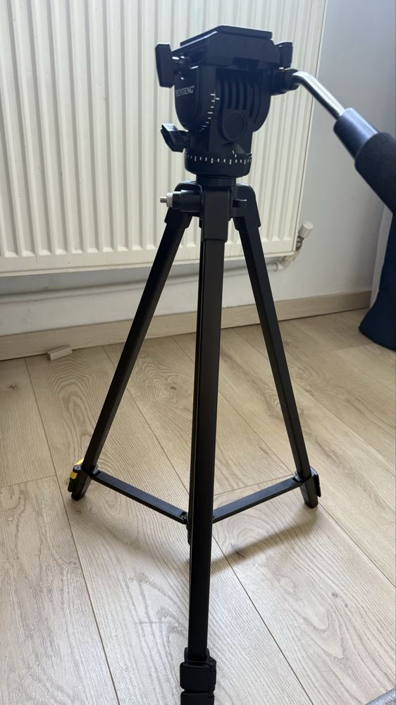 Trepied foto video