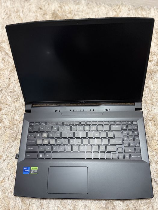 Laptop Gaming MSI Crosshair 16 (Nou) RTX4070 8GB