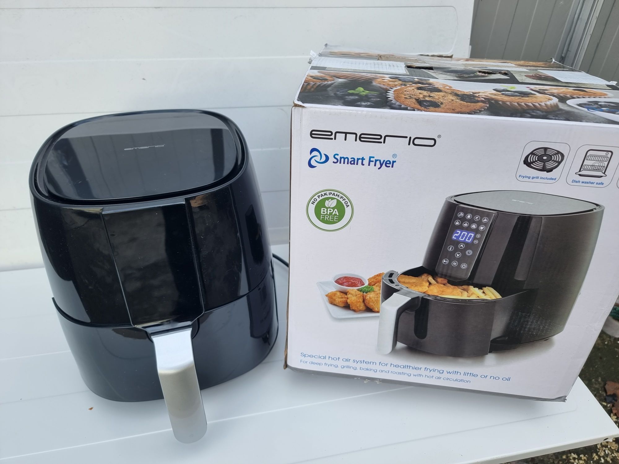 Friteuza cu aer cald Emerio Smart Fryer AF-126668