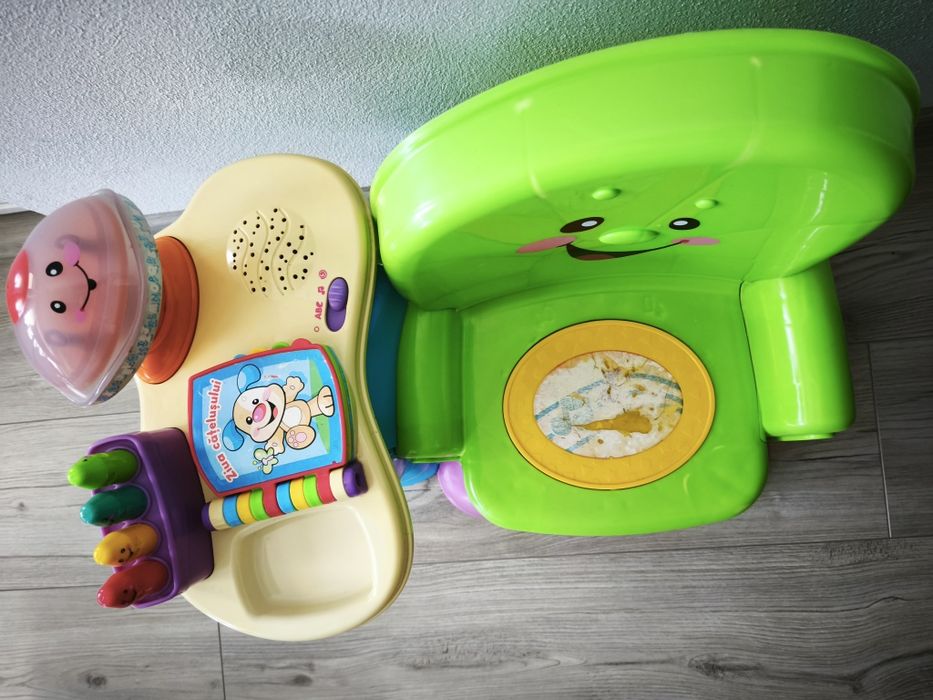 Scaun interactiv Fisher-Price pentru copii