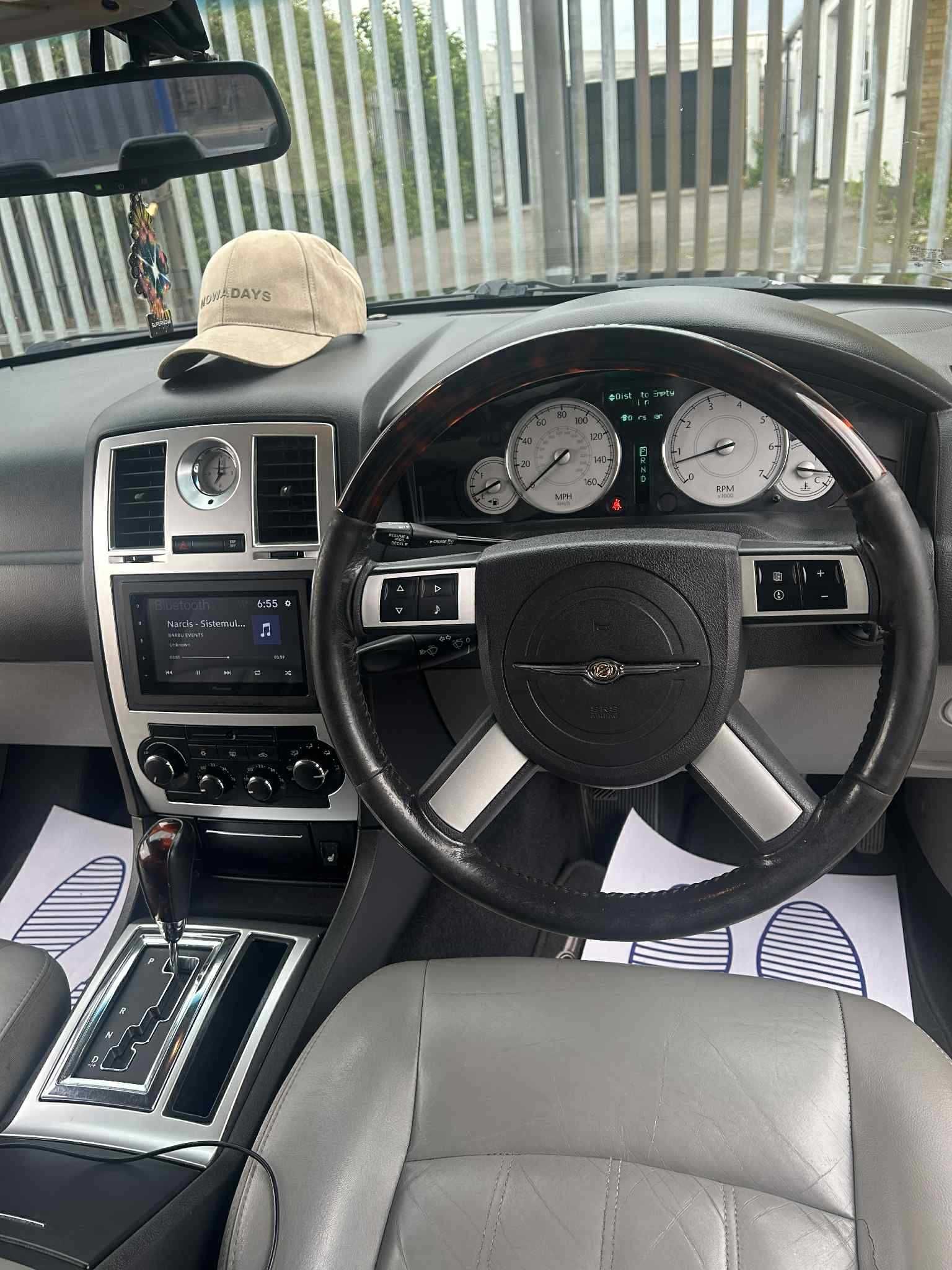 Chrysler c300 Anglia!!