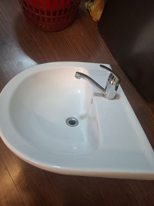 Chiuveta baie / lavoar cu picior
