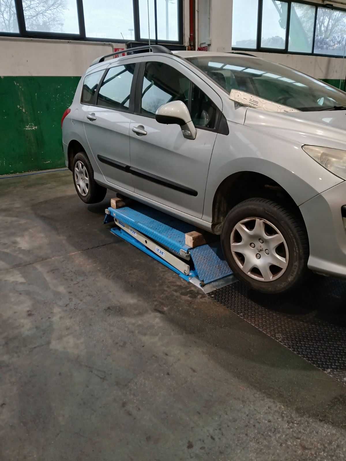 Peugeot 308 1.6hdi/Пежо 308