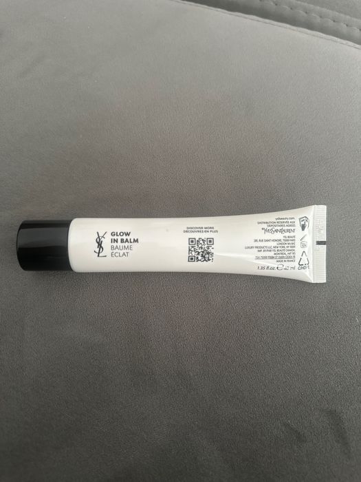 YSL основа за грим