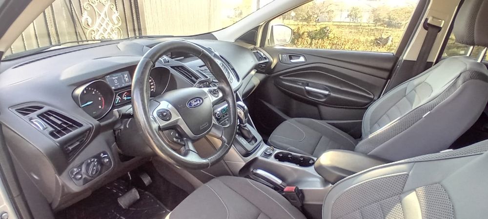 Vând Ford Kuga second hand