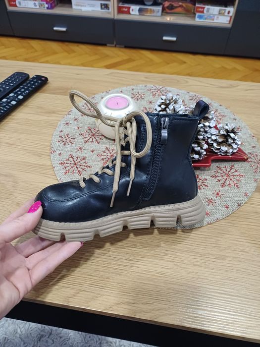 Детски боти за момиче +подарък шапка по избор