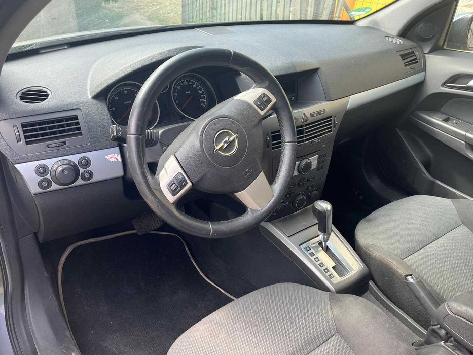 Opel Astra H break 1.9