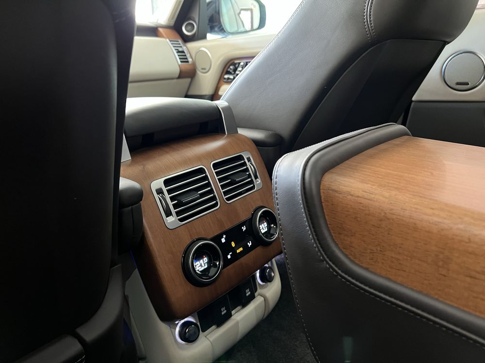 Land Rover Range Rover 3.0 I TDV6 AUTOBIOGRAPHY