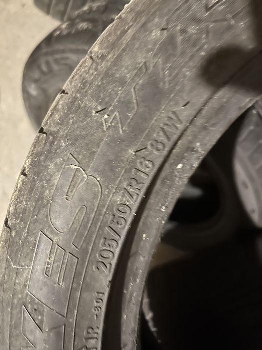 4 броя летни гуми toyo/kumho 205/50/16