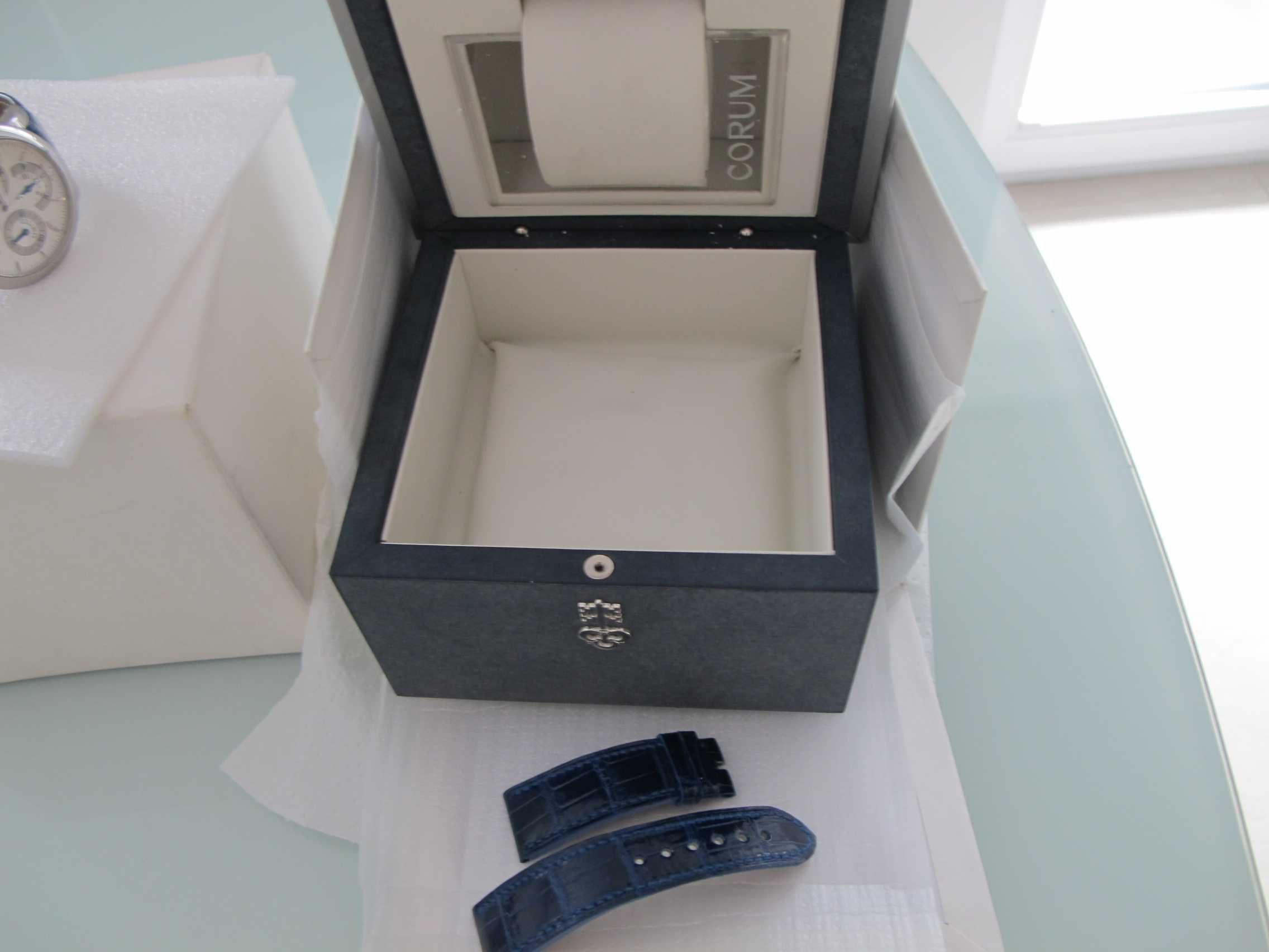Corum Classical Flyback Chronograph , Limited Edition 500 buc