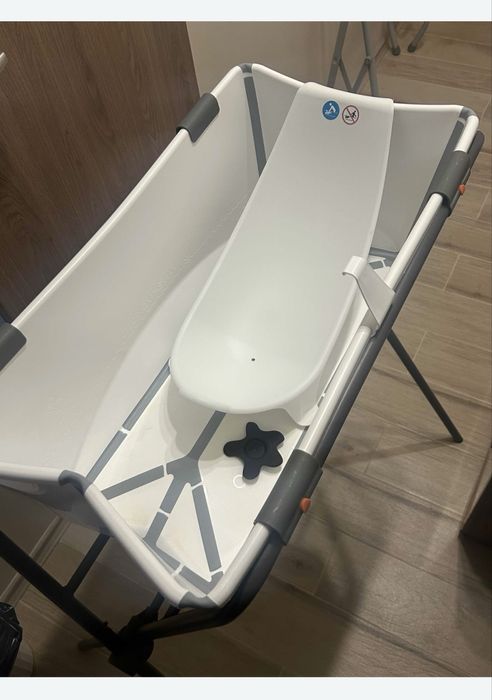Сгъваема вана със стойка Stokke