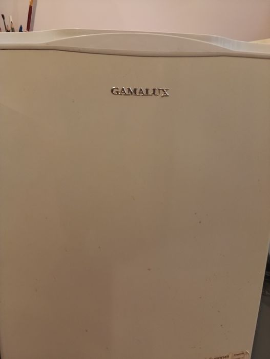 Хладилник малък( за фреон)