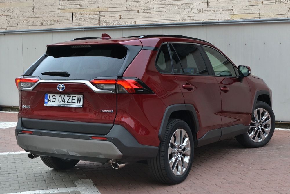 Toyota rav 4  luxury premium  90km noua
