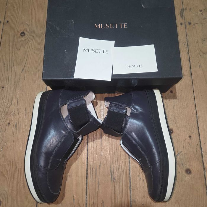 Ghete piele naturala Musette