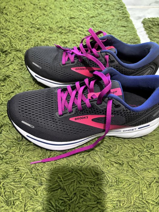 Brooks ghost 40,5 номер