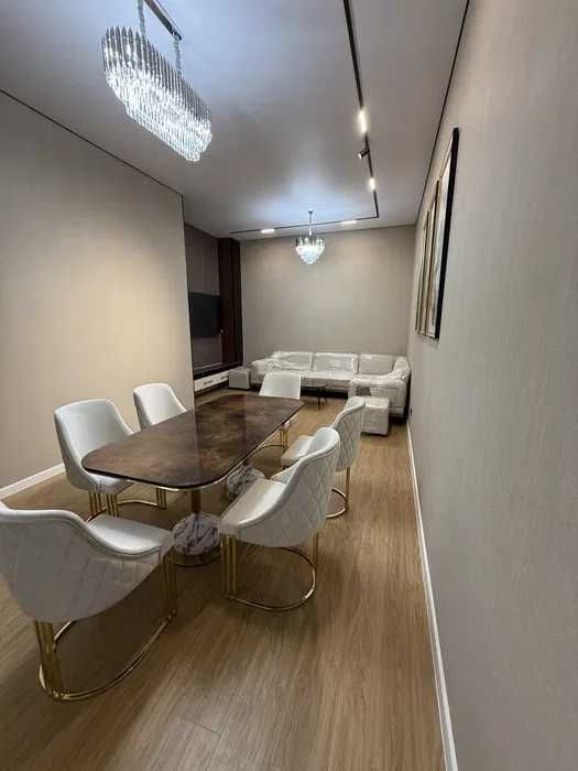 Sotiladi Участок Мирабад Саракулька 100м2 3 ком Евро Дом