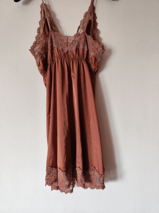 Neglijeu, furou dama