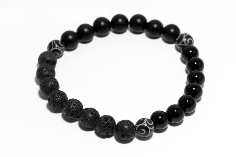 Мъжка гривна с мъниста от полускъпоценни камъни