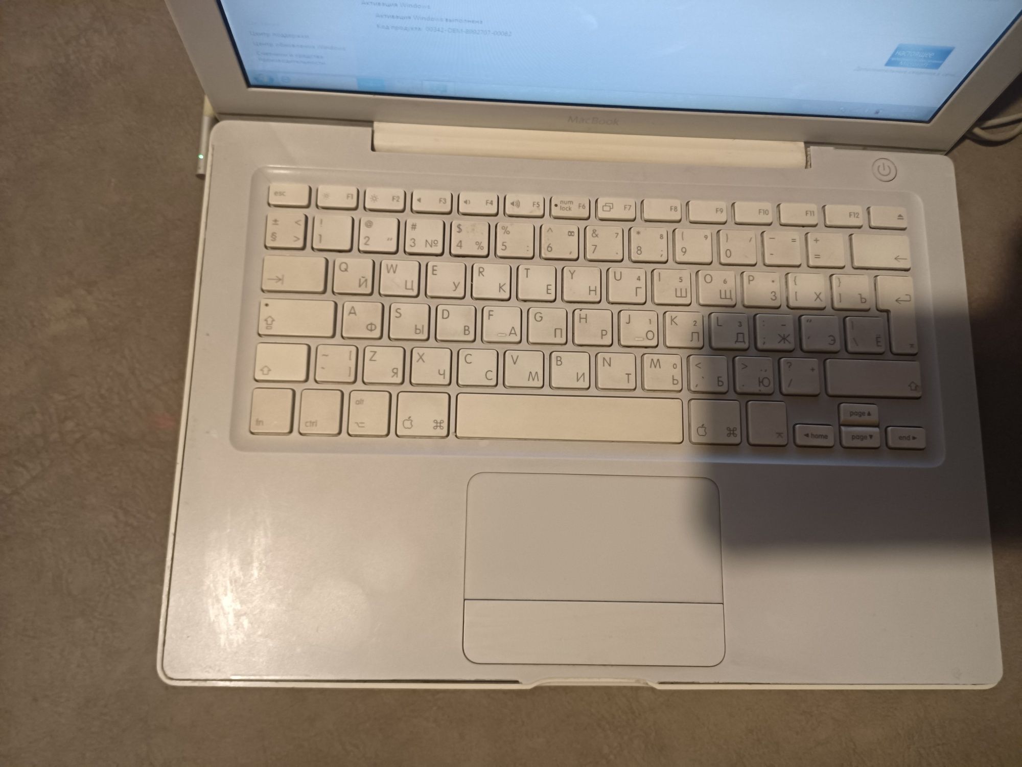 Makbook - A1181   in  California