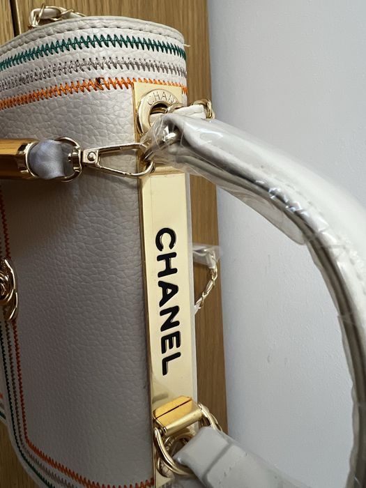 Geanta Chanel crem