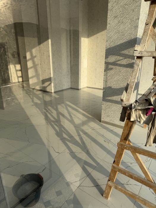 Bank, kafe, dukon, butik