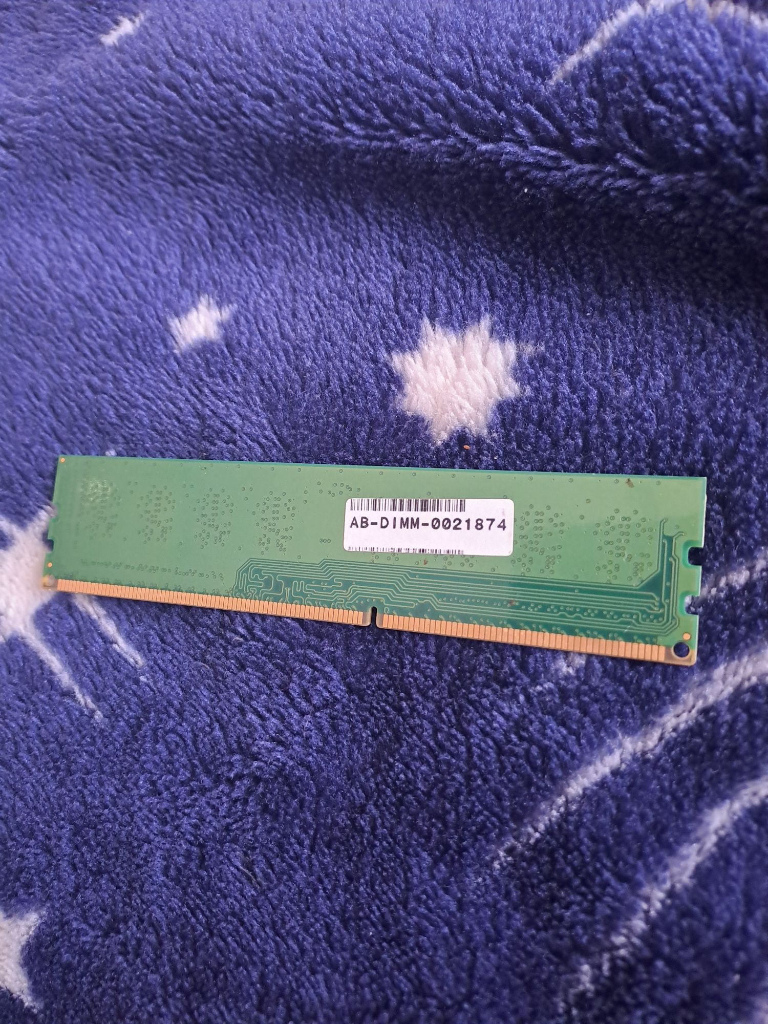2xPlacuta RAM DDR3 2GB