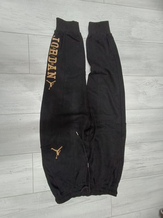 продам штаны джордан новые размер(м) торг уместен