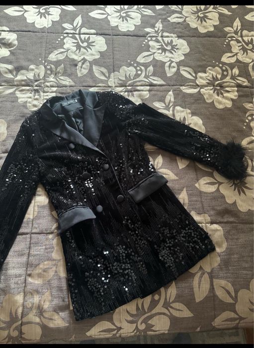 Продам красивый пиджак