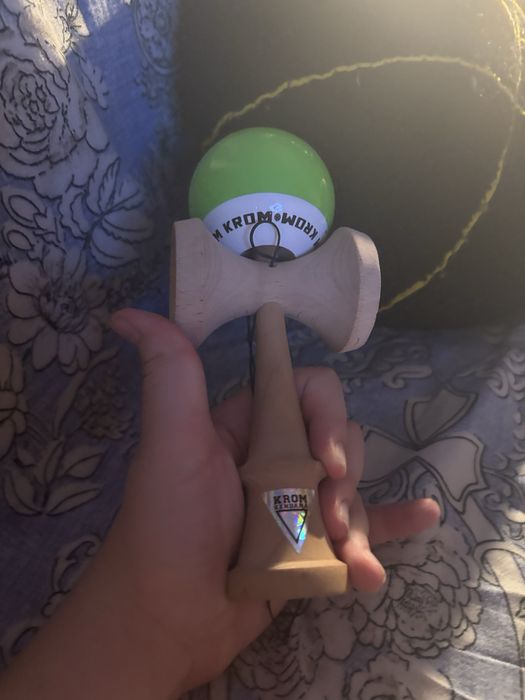 Kendama krom pop
