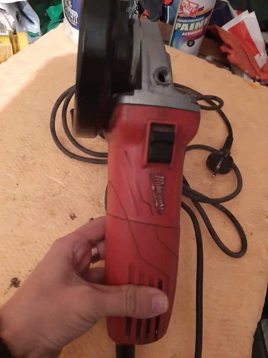 Milwaukee fle polizo 125c