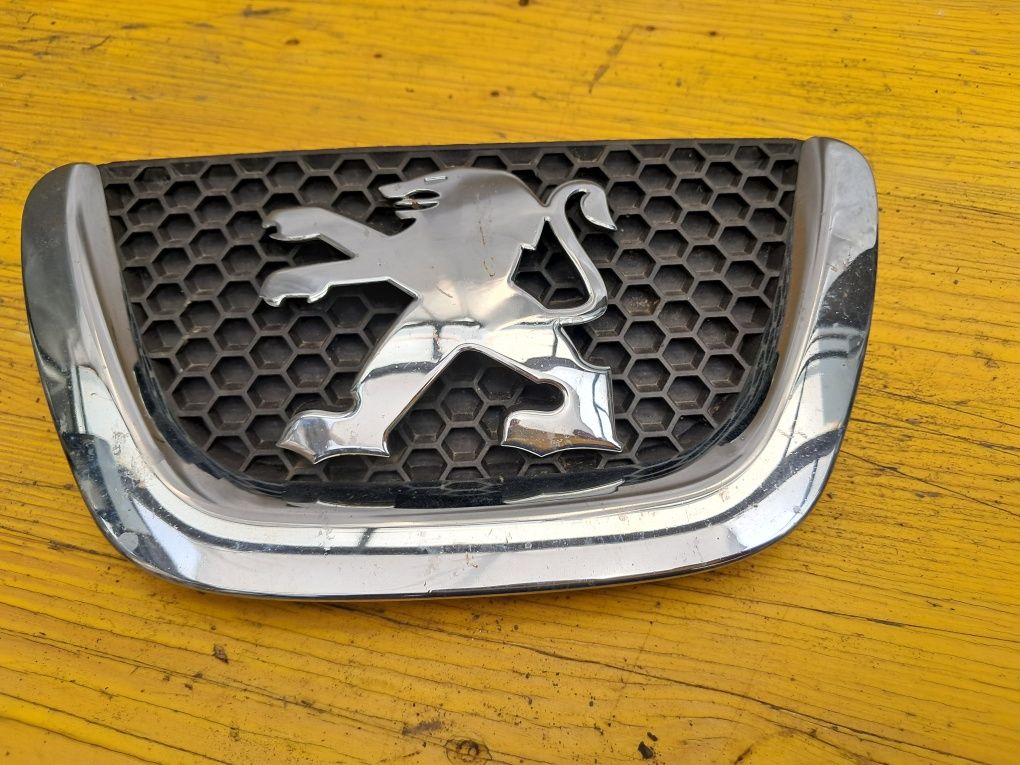 Емблема пежо 307. Peugeot 307