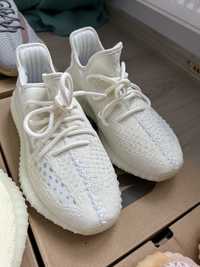 Adidas Yeezy Boost 350v2 Bone 39 1/3