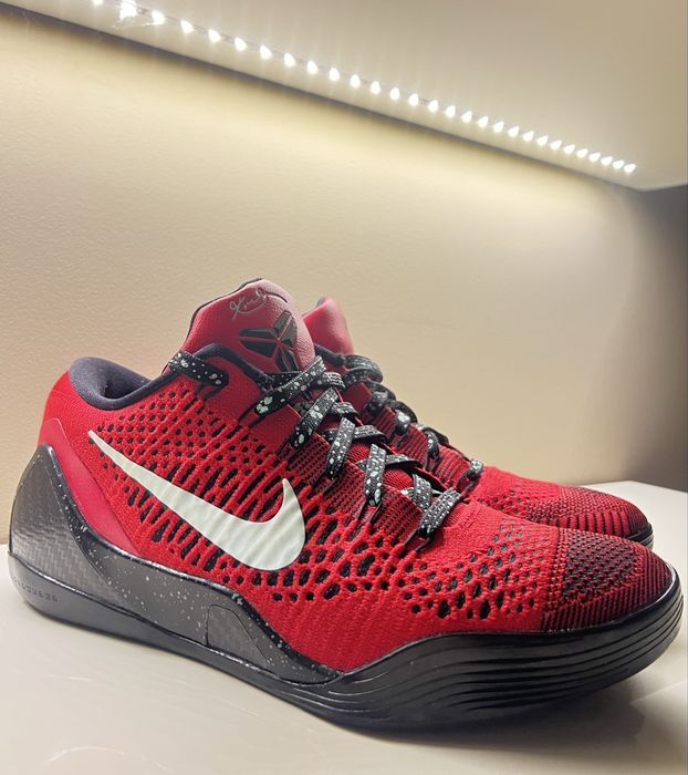 Kobe 9 University Red