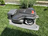 Robot tuns iarba Husqvarna Automower 305