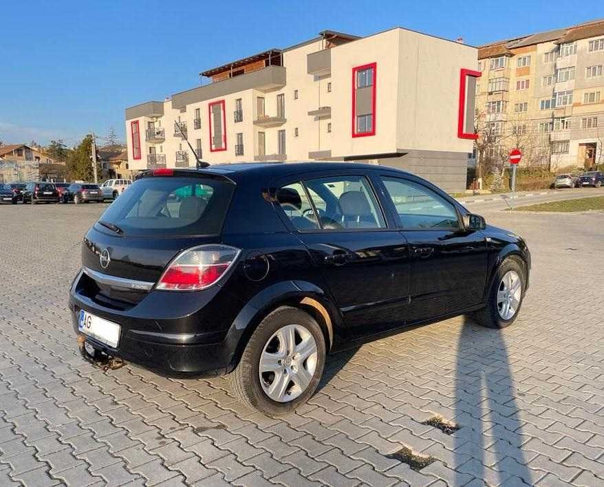 Opel Astra H 1.7TDi, an 2008, AC,  anvelope noi iarna, stare perfecta