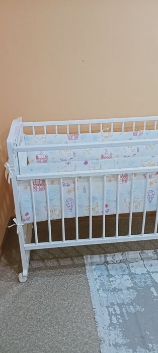 Кровать детская с матрасом