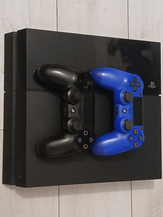 Consola ps4 completa