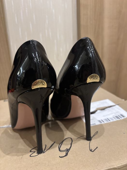 Обувки с висок ток Liu Jo