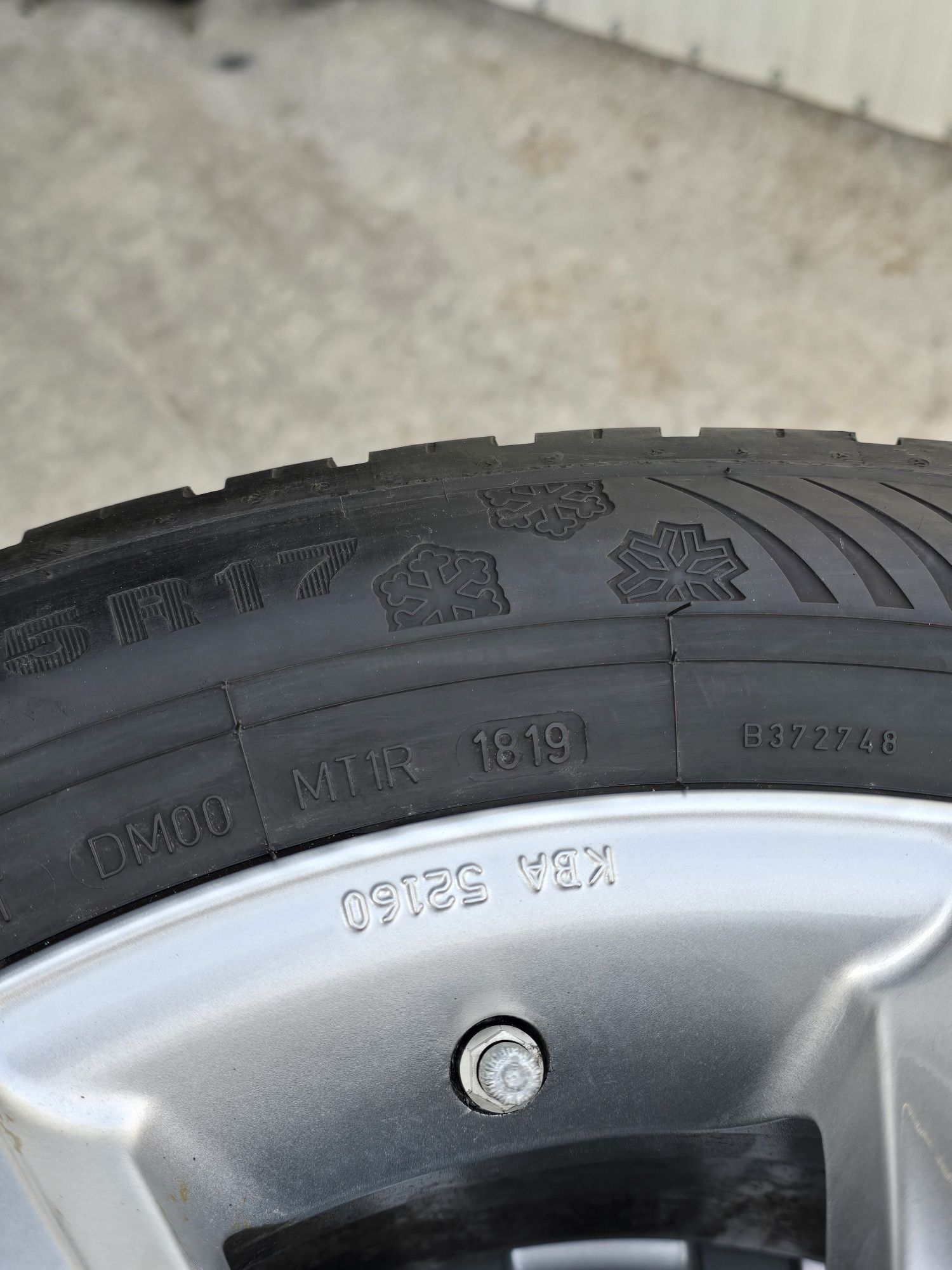 4 Броя 225/55/17 Dunlop 2x5,8mm 2x5mm