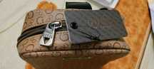 GUESS Geantă crossbody damă, nouă cu etichetă, model Santos Mocha