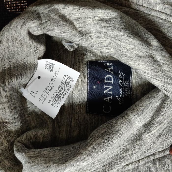 Hanorac c&a Nou eticheta mărime m