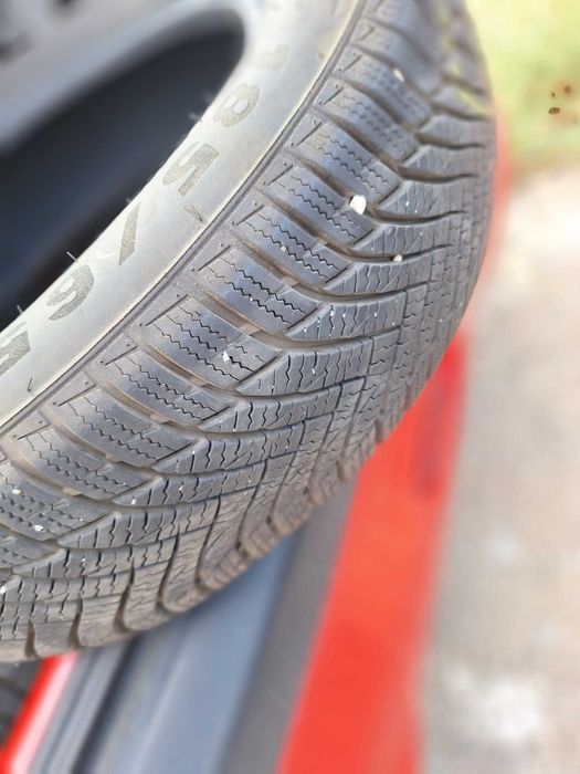 Anvelope iarna  Tristar 185/65 R15 SH 50 lei/bucata