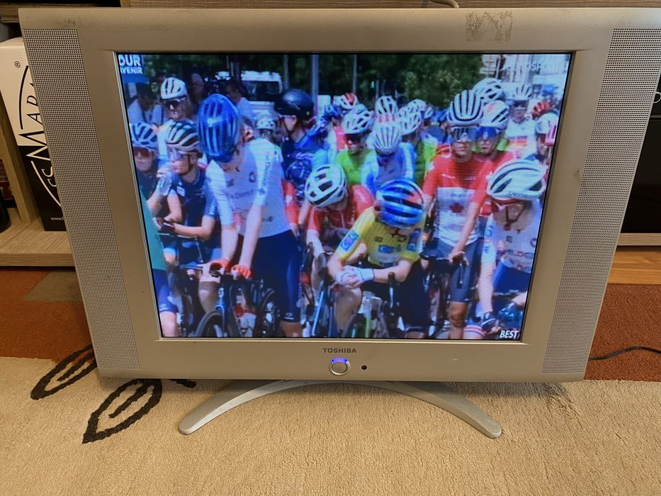 Tv televizor toshiba 51cm