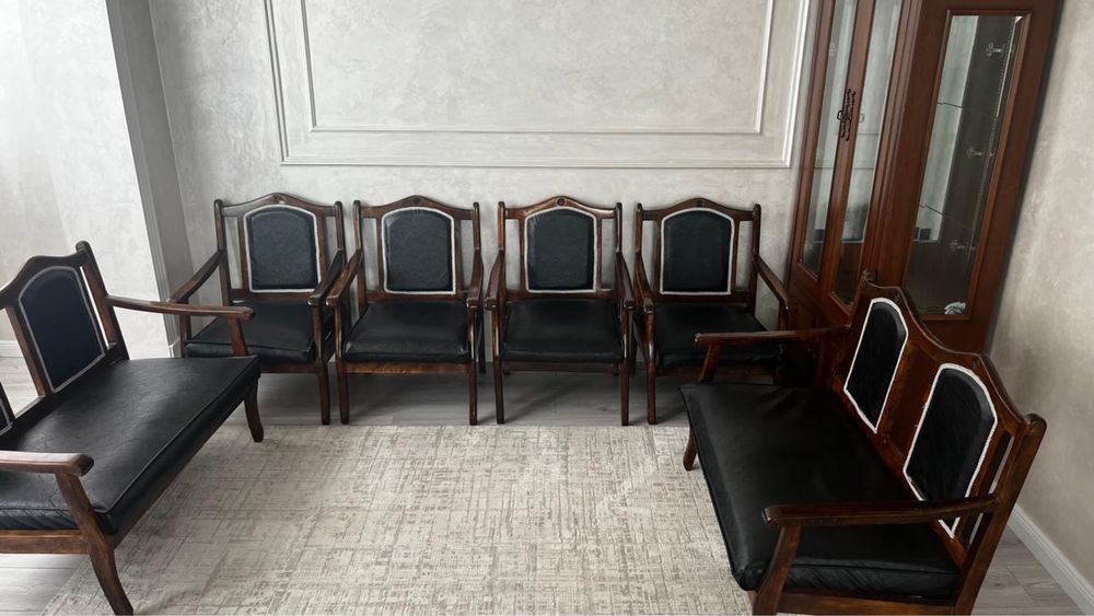 Продам  набор кресел