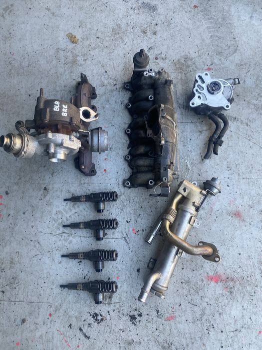 Accesorii motor 2.0 tdi BLB BRE turbo injector galerie pompa vacuum