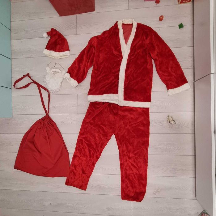Costum de Mos Craciun pentru adulti complet