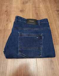 Новые турецкие джинсы Solo размер 42×34.